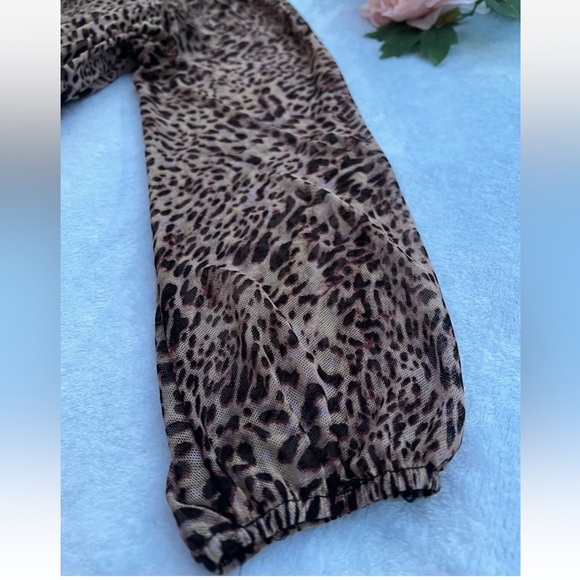 Forever 21 Leopard Print Midi Dress Sheer Crew Neck Long Sleeve - Picture 4 of 6